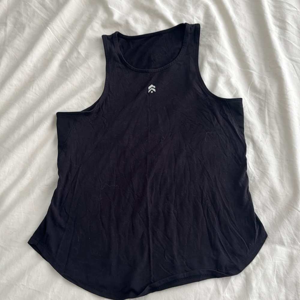 Barry’s tank size small
